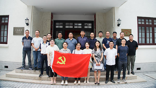 兴发娱乐[苏州景物园林设计,苏州景物园林施工,苏州文物古建修缮,苏州香山制造,苏州园林设计,苏州景物园林设计,苏州园林制造,苏州景物园林制造,苏州古修建修复]