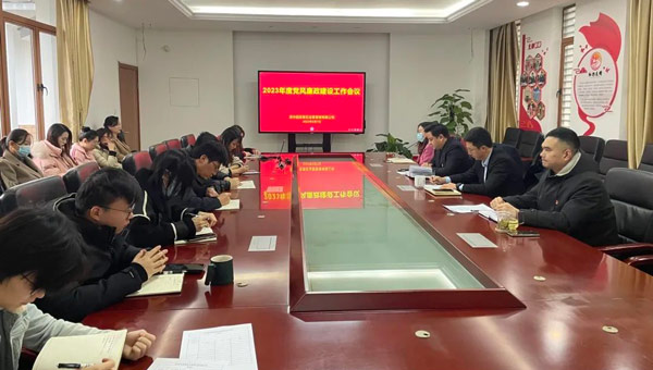 兴发娱乐[苏州景物园林设计,苏州景物园林施工,苏州文物古建修缮,苏州香山制造,苏州园林设计,苏州景物园林设计,苏州园林制造,苏州景物园林制造,苏州古修建修复]