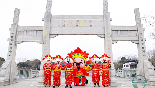 兴发娱乐[苏州景物园林设计,苏州景物园林施工,苏州文物古建修缮,苏州香山制造,苏州园林设计,苏州景物园林设计,苏州园林制造,苏州景物园林制造,苏州古修建修复]