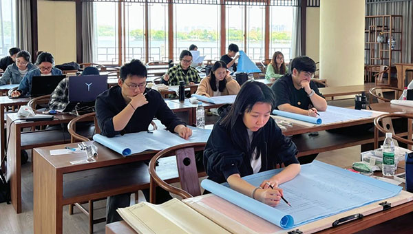 兴发娱乐[苏州景物园林设计,苏州景物园林施工,苏州文物古建修缮,苏州香山制造,苏州园林设计,苏州景物园林设计,苏州园林制造,苏州景物园林制造,苏州古修建修复]