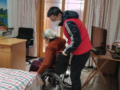 【疫情防控】尽锐出战护我城，UG环球前锋在行动 ——集团干手下沉一线系列（二）